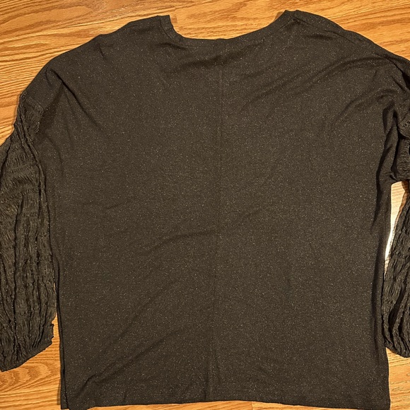 New Sparkle Black Oversized Sheer Textured Sleeve Top Size 2x - Picture 9 of 9